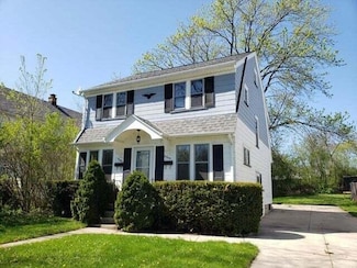 9404 W Hayes Ave, Milwaukee, WI 53227