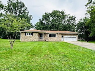 256 Woodland St, Newton Falls, OH 44444