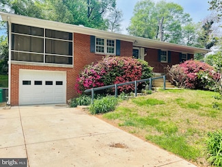 1117 Centennial Dr, Fort Washington, MD 20744