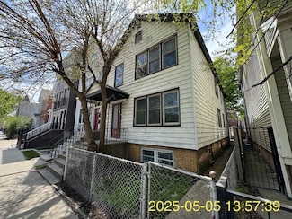 2640 N Ashland Ave, Chicago, IL 60614