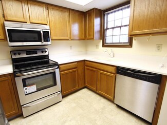 1702 Bethel Rd, Columbus, OH 43220