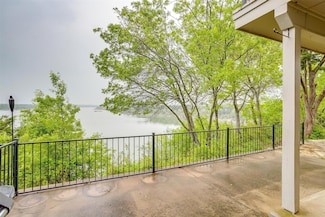 109 Paradise Cove, Whitney, TX 76692