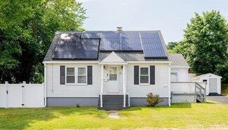 301 Boutelle St, Fitchburg, MA 01420