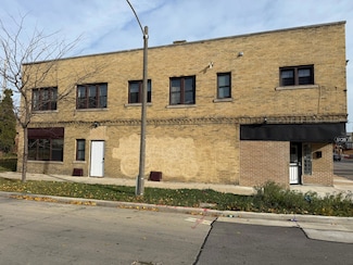 5128 W Center St, Milwaukee, WI 53210