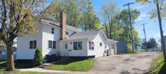 403 S Emily St, Ludington, MI 49431