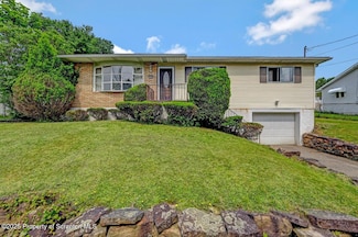 226 Linda Ln, Scranton, PA 18504