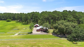 5747 Ogeechee Rd, Savannah, GA 31405