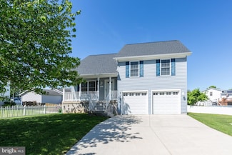 3870 Yellowstone Ct, Hampstead, MD 21074
