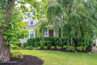 1044 Parkway Dr, Louisville, KY 40217