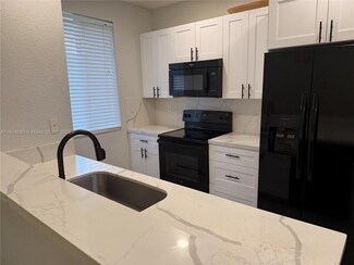 6054 SW 19th Ct, North Lauderdale, FL 33068