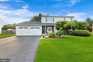 8 Wetherhill Way, Dayton, NJ 08810