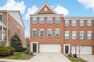 832 Highpointe Cir, Pittsburgh, PA 15220