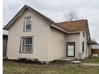 117 E Baltimore St, Garrett, IN 46738