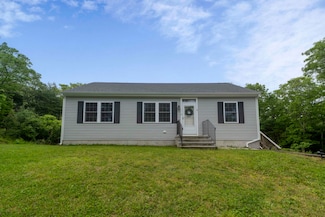 5 Whiffletree Cir, Sandwich, MA 02563