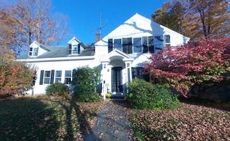 5 Montague Rd, Leverett, MA 01054