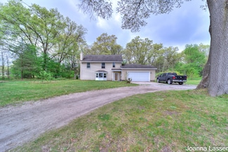 739 S Wolf Lake Rd, Muskegon, MI 49442