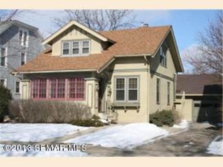 11 1st Ave SW, Rochester, MN 55902