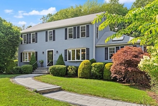 10 Magnolia Rd, Sharon, MA 02067