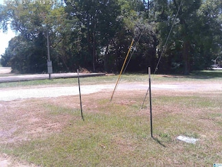 319 2nd St NW Unit 3, Aliceville, AL 35442