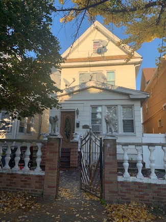 105-47 88 St, Jamaica, NY 11417