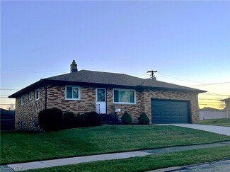 3181 Woodlawn Dr, Cleveland, OH 44134