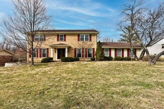 327 Royal Village Dr, Ballwin, MO 63011