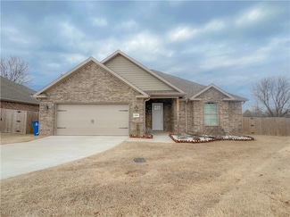 1825 Woodhause Cir, Pea Ridge, AR 72751