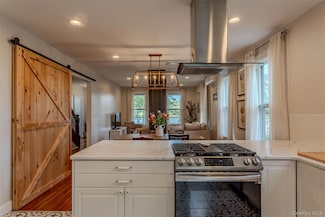 6658 New York 52, Cochecton, NY 12726