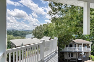 883 Village Rd, Murphy, NC 28906