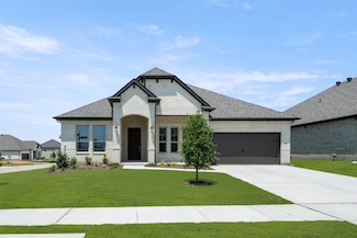 405 Daybreak Dr, Waxahachie, TX 75167