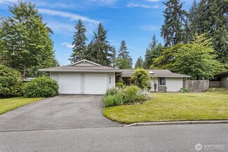 16727 NE 29th St, Bellevue, WA 98008