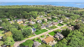 5 Canvasback Ln, East Quogue, NY 11942