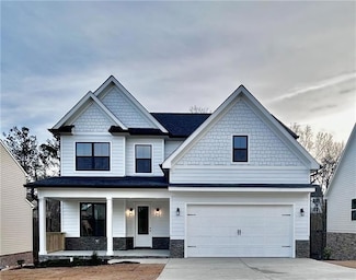 20 Lakewood Ct SE, Cartersville, GA 30120