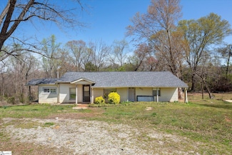 112 Latham Ln, Easley, SC 29640