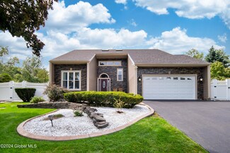 21 Cord Dr, Latham, NY 12110