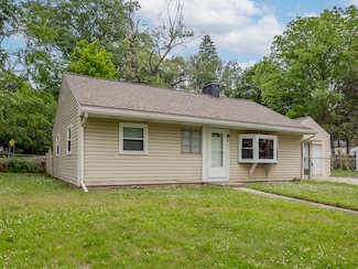 909 Royce Ave, Kalamazoo, MI 49001