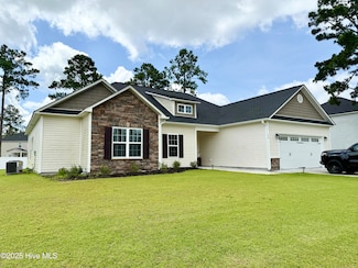 174 Finch Ln, New Bern, NC 28560