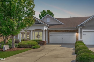 128 Arvind Oaks Cir, Cary, NC 27519