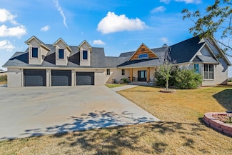 304 Palomino Dr, Lubbock, TX 79404