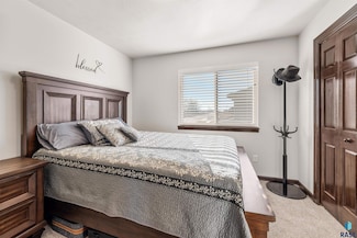 9052 W Wisdom Place, Sioux Falls, SD 57106