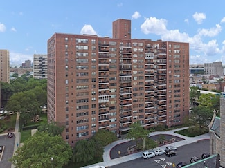10 Huron Ave Unit 4N, Jersey City, NJ 07306