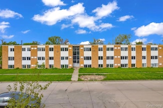 18250 Weaver St, Detroit, MI 48228
