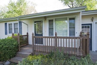 2547 E G Ave, Kalamazoo, MI 49004