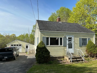 290 Limerock St, Rockland, ME 04841
