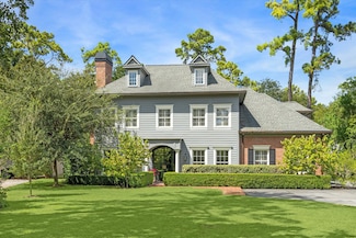 2 Blalock Pines Ct, Houston, TX 77024