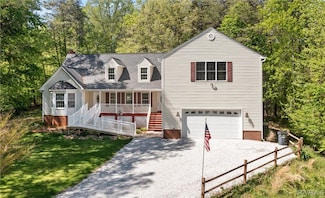 3918 Whitehall Rd, Sandy Hook, VA 23153