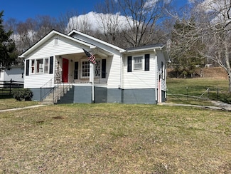16 Cedardale Ln, Meadow Bridge, WV 25976