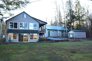 14 Ela Dr, Embden, ME 04958