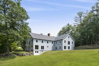 15 Church St, Gilmanton Iw, NH 03837