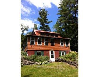 17 Pine Knoll Rd, Bowerbank, ME 04426